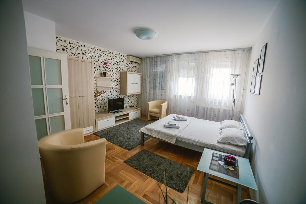 Apartment Stela Belgrado Exterior foto
